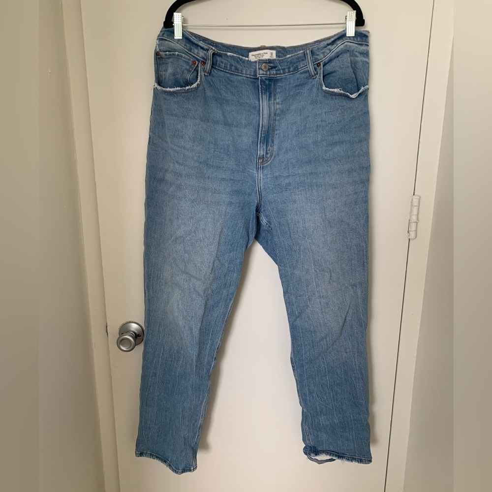 Ankle Straight Ultra High Rise Curve Love Jeans - Sz 34 L / 18 L
